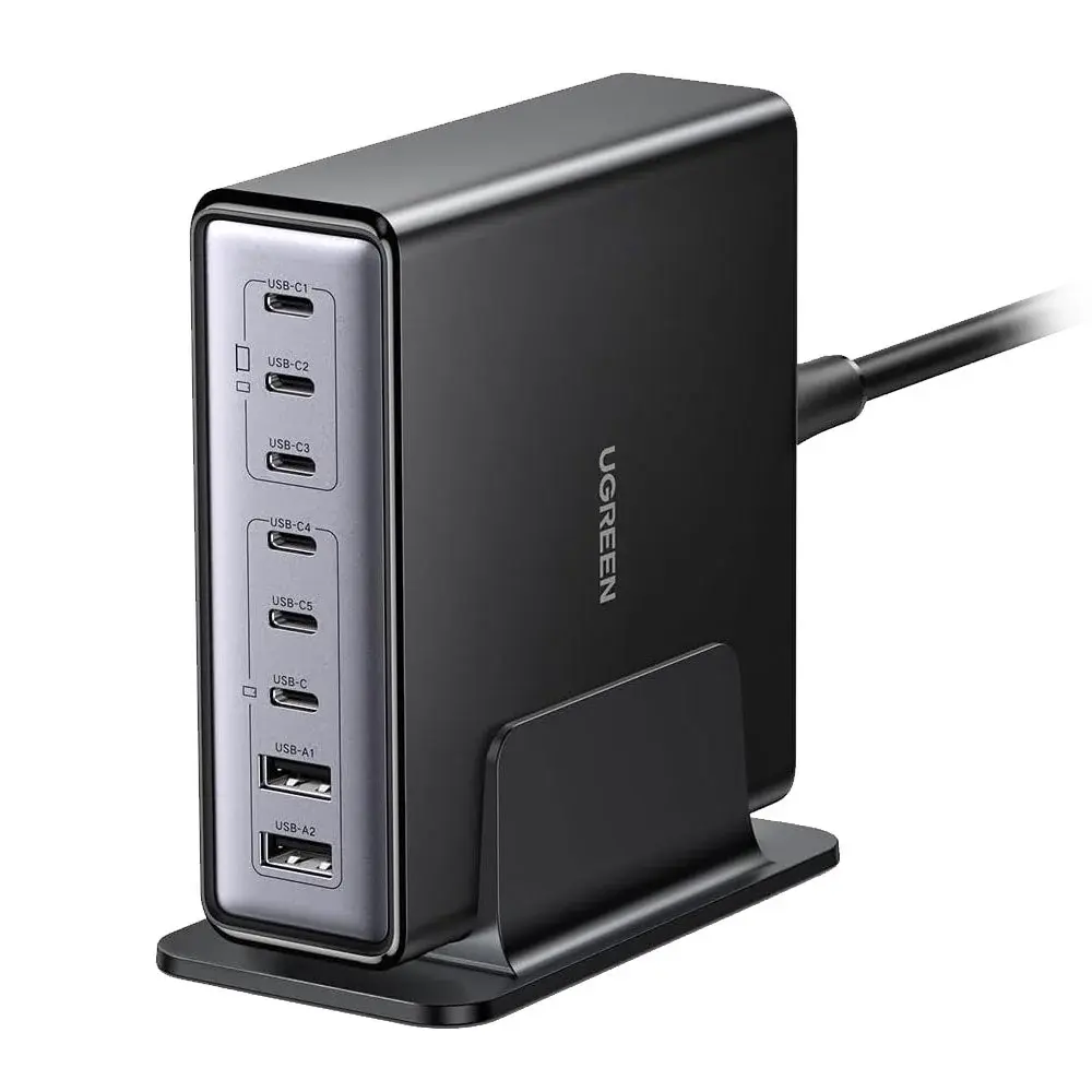 UGREEN 55763 X766 Nexode 6xUSB-C 2xUSB-A 200W GaN 8 Portlu Masaüstü Hızlı Şarj Cihazı İstasyonu + UGREEN 35608 S510 Black Label 2500W 250V 10A Universal Alman Standartı Seyahat Dönüştürücü